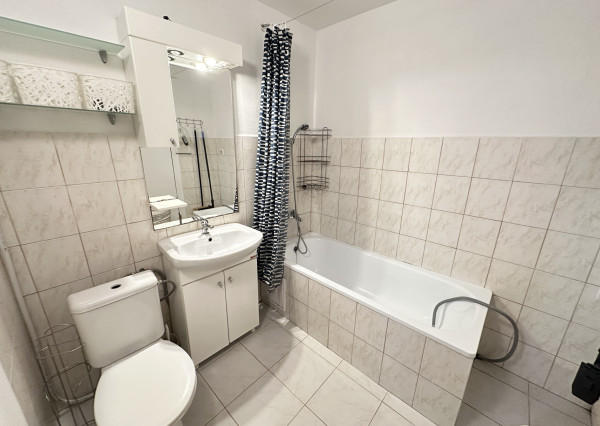 🏡 Prenájom útulného 2-izbového bytu v centre Trnavy – ul. Andreja Žarnova