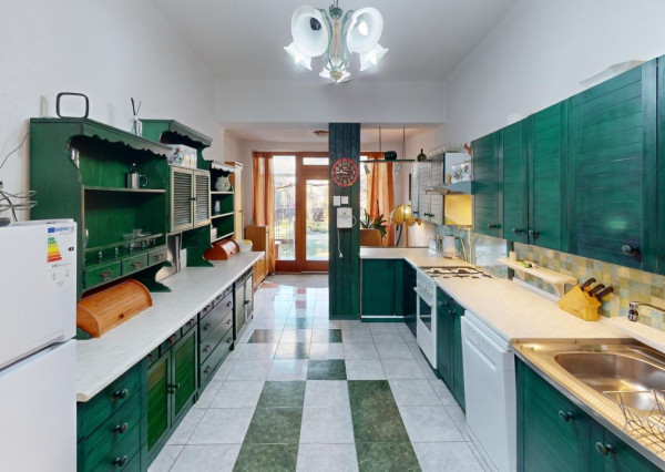 RD na predaj, lokalita Spiegelsalle, ul. Petra Pazmaňa, pozemok až 719m2, úžitková plocha 200m2, garáž, pivnica, 3D obhliadka