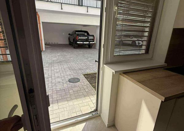 PRENÁJOM 1 - izbového bytu s terasou - Pekárska ulica, Trnava