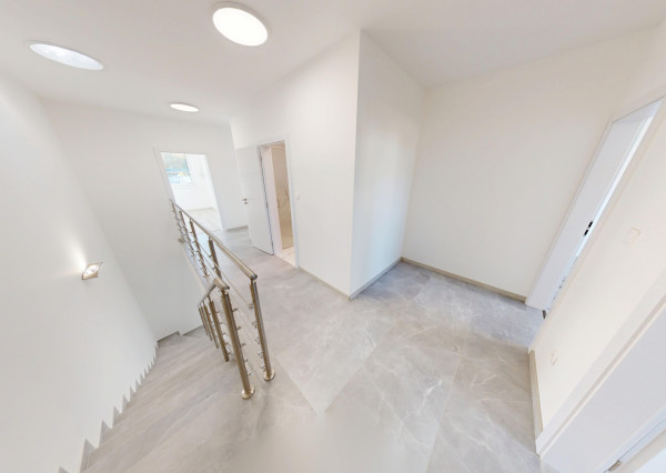 VAHOreal* NOVÁ CENA!! KRÁSNA ŠTVRŤ NOVÝCH RD, 5izb. dom, garáž, Kamenná cesta, Trnava