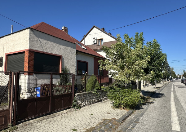 RD na predaj, lokalita Spiegelsalle, ul. Petra Pazmaňa, pozemok až 719m2, úžitková plocha 200m2, garáž, pivnica, 3D obhliadka