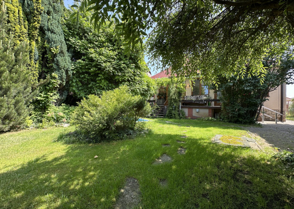 RD na predaj, lokalita Spiegelsalle, ul. Petra Pazmaňa, pozemok až 719m2, úžitková plocha 200m2, garáž, pivnica, 3D obhliadka