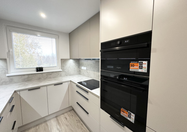 NA PREDAJ: Štýlový, kompletne zrekonštruovaný 3-izbový byt na ulici Vladimíra Clementisa – Trnava