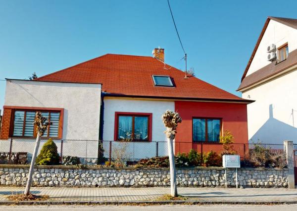 RD na predaj, lokalita Spiegelsalle, ul. Petra Pazmaňa, pozemok až 719m2, úžitková plocha 200m2, garáž, pivnica, 3D obhliadka