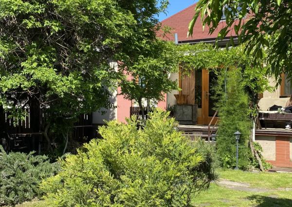 RD na predaj, lokalita Spiegelsalle, ul. Petra Pazmaňa, pozemok až 719m2, úžitková plocha 200m2, garáž, pivnica, 3D obhliadka