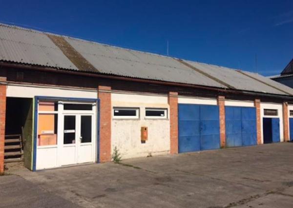 NA PREDAJ – Rozsiahly výrobný a skladovací areál, Šaľa – Veča (Nitrianska ulica)