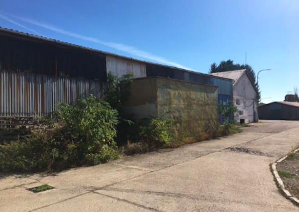 NA PREDAJ – Rozsiahly výrobný a skladovací areál, Šaľa – Veča (Nitrianska ulica)