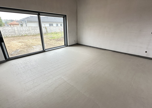 Moderná novostavba RD, pozemok 600m2, zastavaná plocha 179m2, garáž