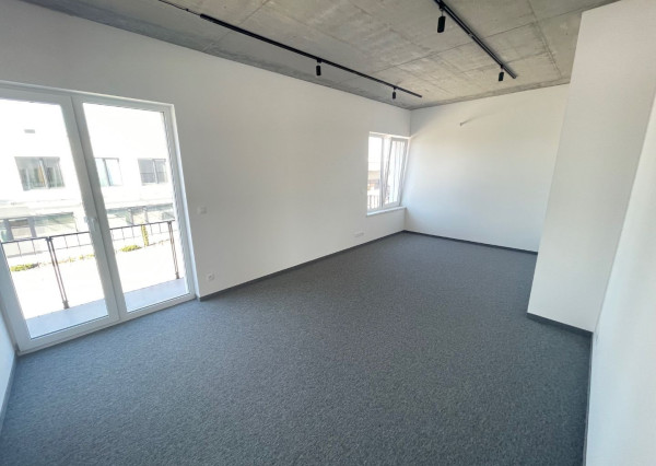 NOVÁ ADMINISTRATÍVNA BUDOVA s výborným napojením na diaľnicu, Zavarská ul. Trnava