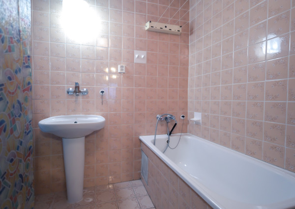 Samostatne stojaci 4i. RD, pozemok 683m2, časť Tulipán, Trnava