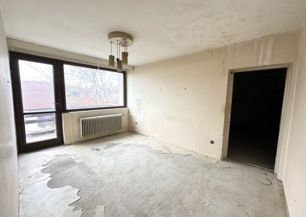 🔑 TOP PONUKA: NA PREDAJ! Obrovský Rodinný Dom so 100% Potenciálom v Seredi!