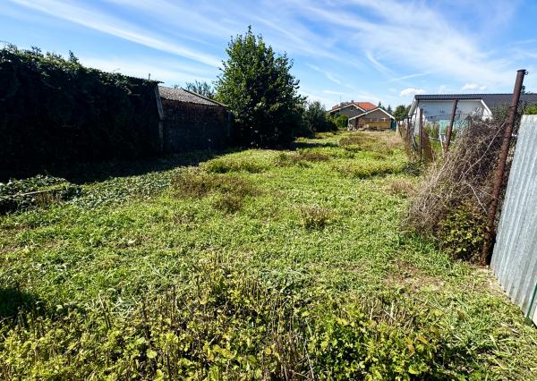 🏡 Stavebný pozemok 862 m² na predaj – Madunice, okres Hlohovec