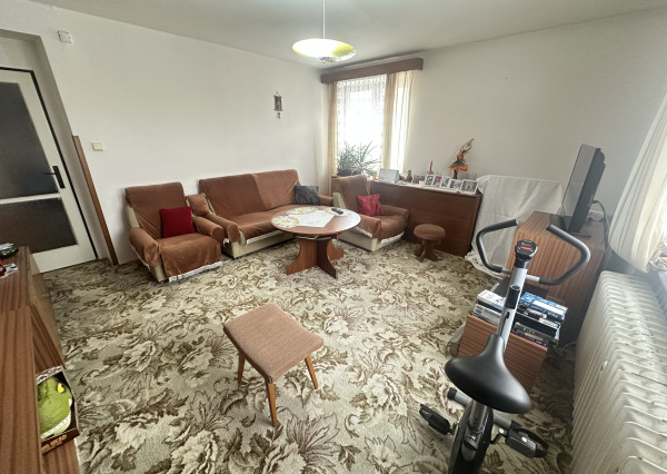 EXKLUZÍVNE!!! Na predaj 2.izb. byt, až 64,54m2, PARK. MIESTO, možnosť prerobiť na 3.izb. BYT