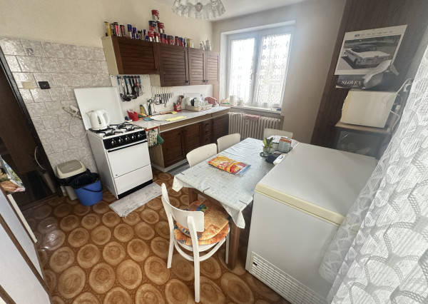 EXKLUZÍVNE!!! Na predaj 2.izb. byt, až 64,54m2, PARK. MIESTO, možnosť prerobiť na 3.izb. BYT