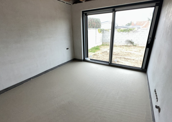 Moderná novostavba RD, pozemok 600m2, zastavaná plocha 179m2, garáž