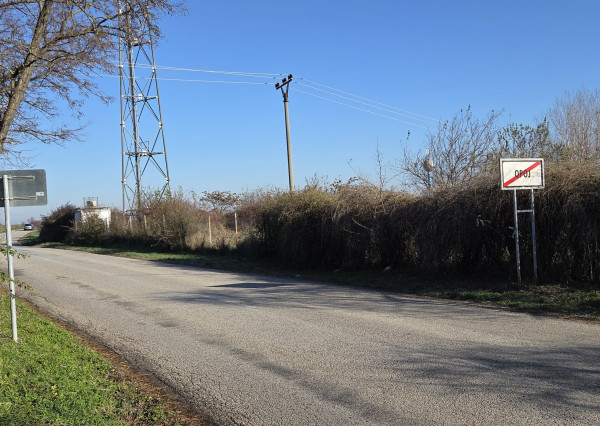 Pozemok na predaj na podnikanie - TOP lokalita.