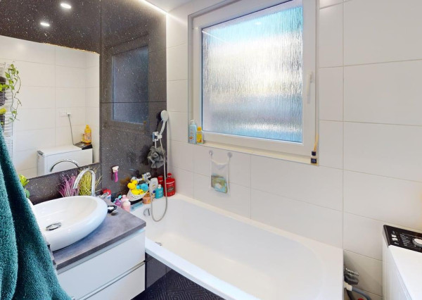 Kompletne zrekonštruovaný 3-i byt typu BAURING (65 m²) s loggiou – lokalita plná zelene