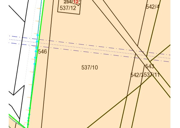 Pozemok na predaj na podnikanie - TOP lokalita.