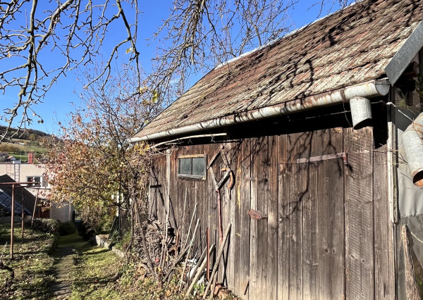 Rodinný dom v pôvodnom stave, vhodný na bývanie – Obec Cerová, Záhorie
