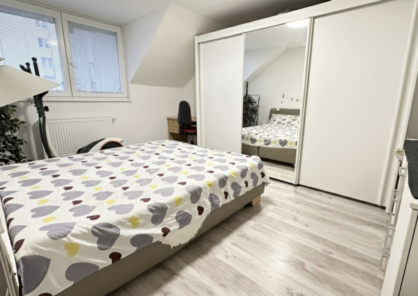 NA PREDAJ! 2-izbový byt v obľúbenej lokalite Vrbového