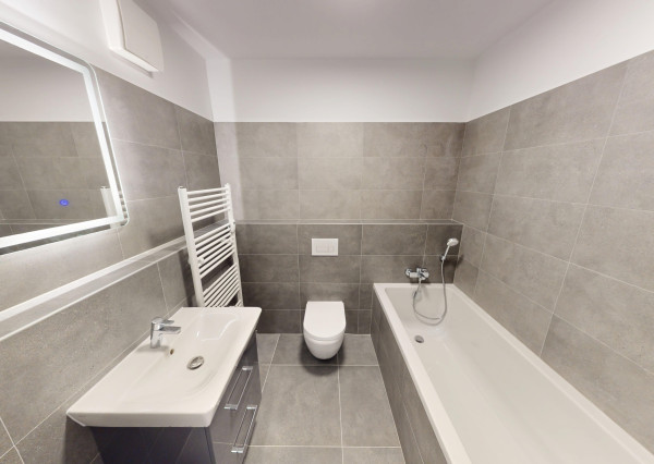 NA PREDAJ ! Luxusný 4 - izbový byt s neuveriteľnou 87m² terasou!