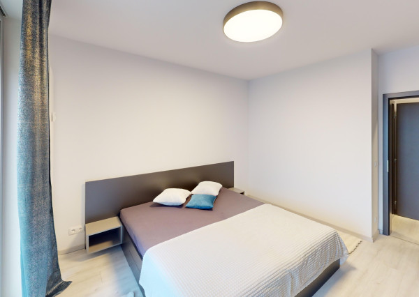 NA PREDAJ ! Luxusný 4 - izbový byt s neuveriteľnou 87m² terasou!