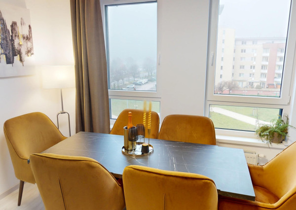 NA PREDAJ ! 2-izbový klenot s parkingom, pivničnou kobkou v cene!