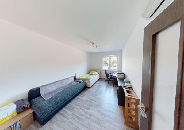 LUXUSNÉ BÝVANIE v Malženiciach pri Trnave – komfort, bazén, pohoda