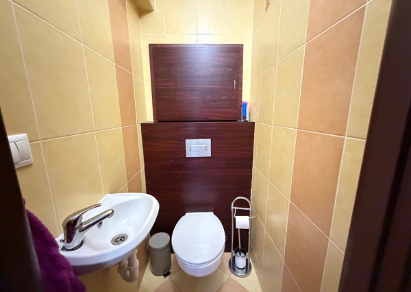 PREDAJ 3izb.byt s loggiou v Hlohovci