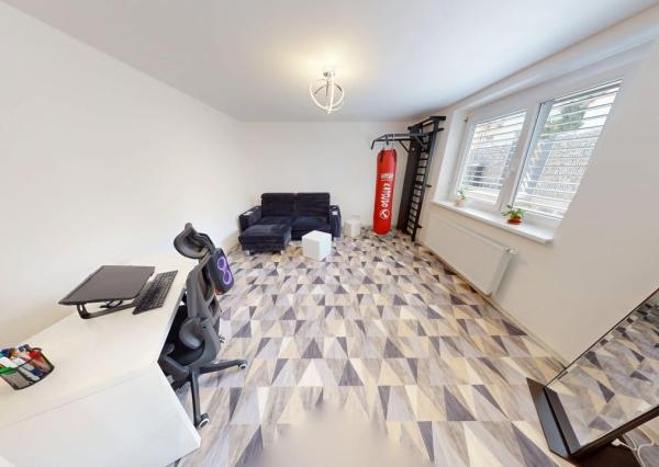 NOVÁ CENA!!! Na predaj RD v obci LOŠONEC, pozemok 1056m2, rekonštrukcia, iba minútu peši od lesa