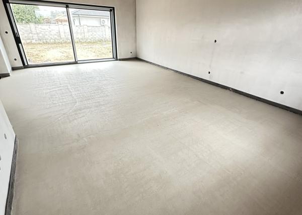 Moderná novostavba RD, pozemok 600m2, zastavaná plocha 179m2, garáž