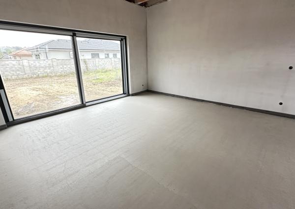 Moderná novostavba RD, pozemok 600m2, zastavaná plocha 179m2, garáž