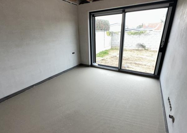 Moderná novostavba RD, pozemok 600m2, zastavaná plocha 179m2, garáž