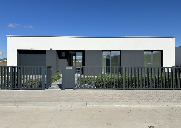 🏡  Vianočná akcia 399 000 € - Rodinný dom Biely Kostol