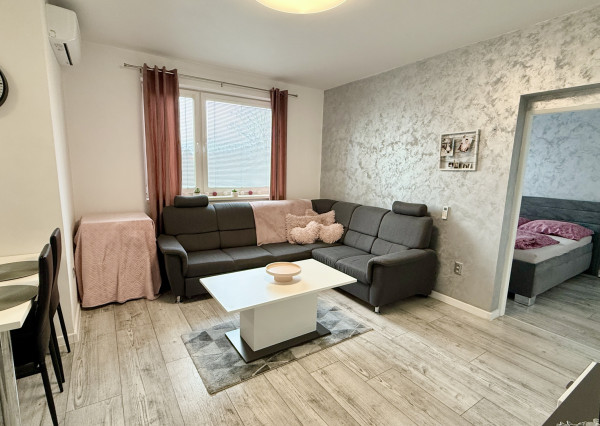 ✨ Moderný 2-izbový byt po kompletnej rekonštrukcii | Opoj | Loggia | Zariadený ✨