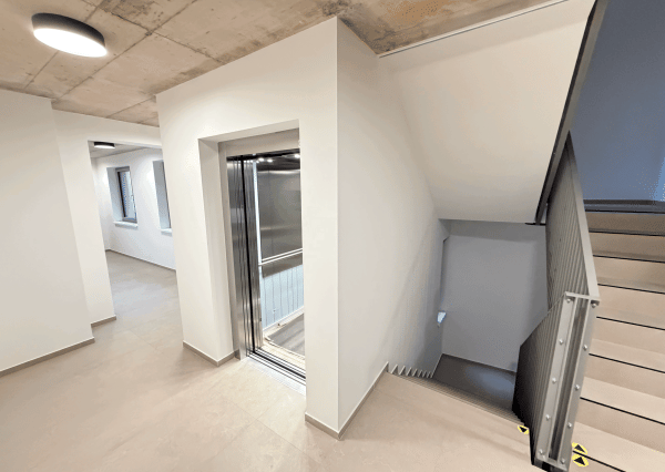 REZIDENCIA HVIEZDOSLAVOVA!! EXKLUZÍVNE IBA u NÁS!! BÝVAJTE V SRDCI TRNAVY