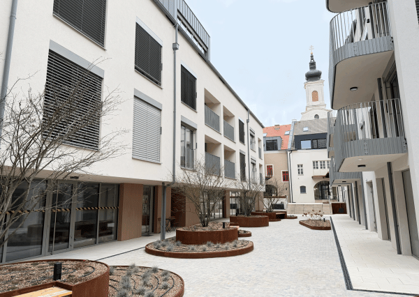 REZIDENCIA HVIEZDOSLAVOVA!! EXKLUZÍVNE IBA u NÁS!! BÝVAJTE V SRDCI TRNAVY