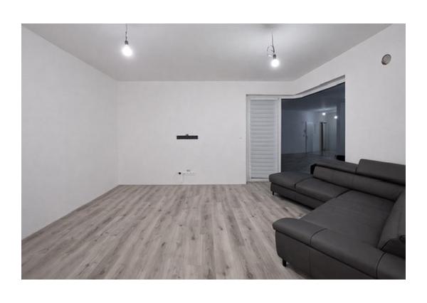 PREDAJ Výnimočný 2-izbový byt s predzáhradkou priamo pri golfovom ihrisku – Hrubá Borša