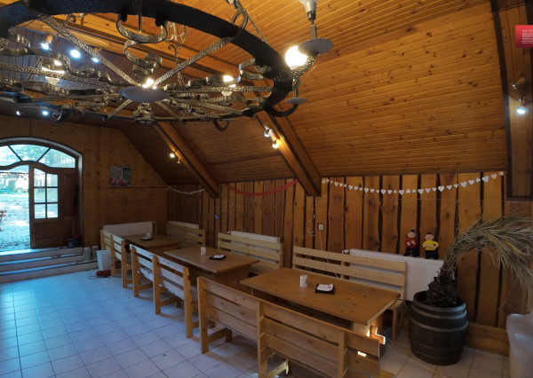 Na Predaj PREVÁDZKOVÝ OBJEKT, Reštaurácia, Moto - PUB JAHODNÍK,