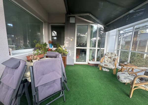 Dvojpodlažný rodinný dom s bazénom a  garážou na ulici Leoša Janáčka v Trnave