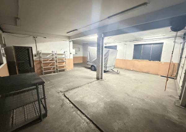 Garáž na podnikanie v areály TAZ, Trnava