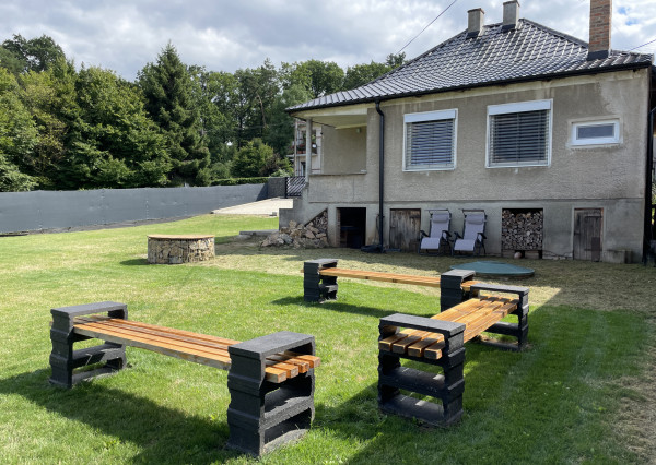 Na predaj RD v obci LOŠONEC, pozemok 1056m2, rekonštrukcia, iba minútu peši od lesa