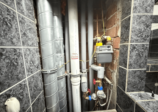 3-IZBOVÝ BYT S LOGGIOU  ŠPAČINSKÁ CESTA  64 m²  TRNAVA