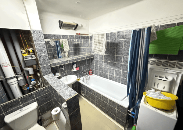 3-IZBOVÝ BYT S LOGGIOU  ŠPAČINSKÁ CESTA  64 m²  TRNAVA