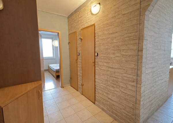 NA PREDAJ! 2-izbový byt, hotová investícia s nájomníkmi, Koniarekova