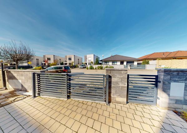 VAHOreal* NOVÁ CENA!! KRÁSNA ŠTVRŤ NOVÝCH RD, 5izb. dom, garáž, Kamenná cesta, Trnava