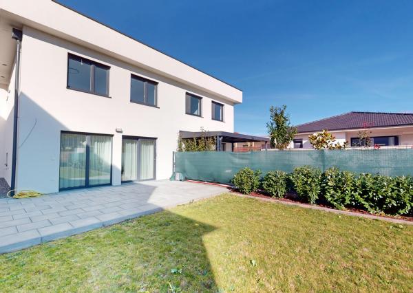 VAHOreal* NOVÁ CENA!! KRÁSNA ŠTVRŤ NOVÝCH RD, 5izb. dom, garáž, Kamenná cesta, Trnava