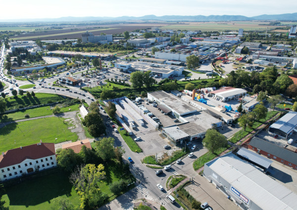 EXKLUZÍVNE NA PREDAJ – PRIEMYSELNÝ AREÁL V STRATEGICKEJ LOKALITE MESTA TRNAVA