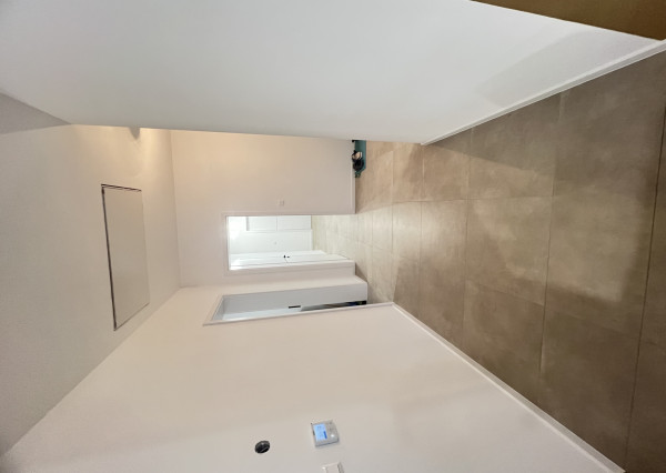 5-IZBOVÝ RODINNÉHO DOMU ČASŤ JARNÁ S VEĽKÝM POZEMKOM