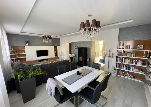 LUXUSNÝ 2 izb. byt s výmerou 4 izb. bytu, výmera aż 84m2, terasa, centrum mesta, Zelený Kríček, Trnava